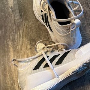 White Adidas crazy flight court sneakers